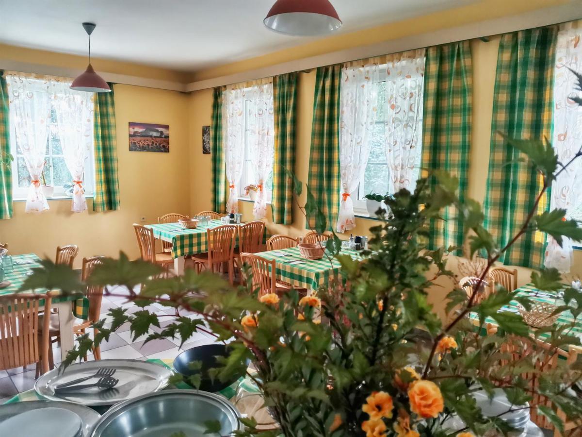 Penzion Pastviny Εξωτερικό φωτογραφία