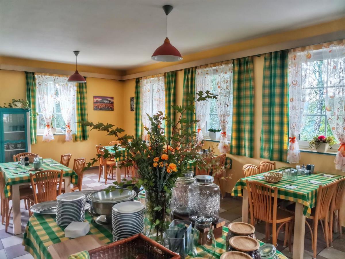 Penzion Pastviny Εξωτερικό φωτογραφία